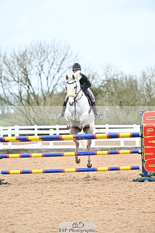240501A-141453-00993 - Cls 8 Snr Foxhunter and 1.20m Open