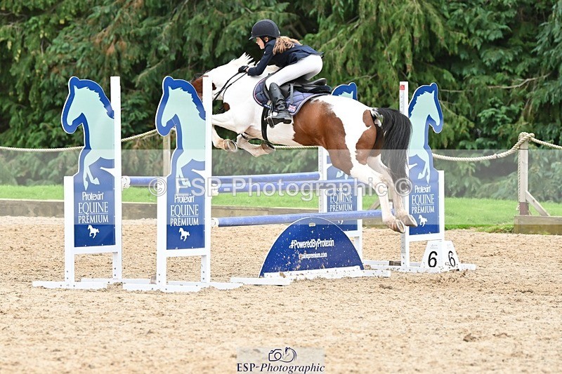 230930-172128-01622 - Cls 9 1m Club