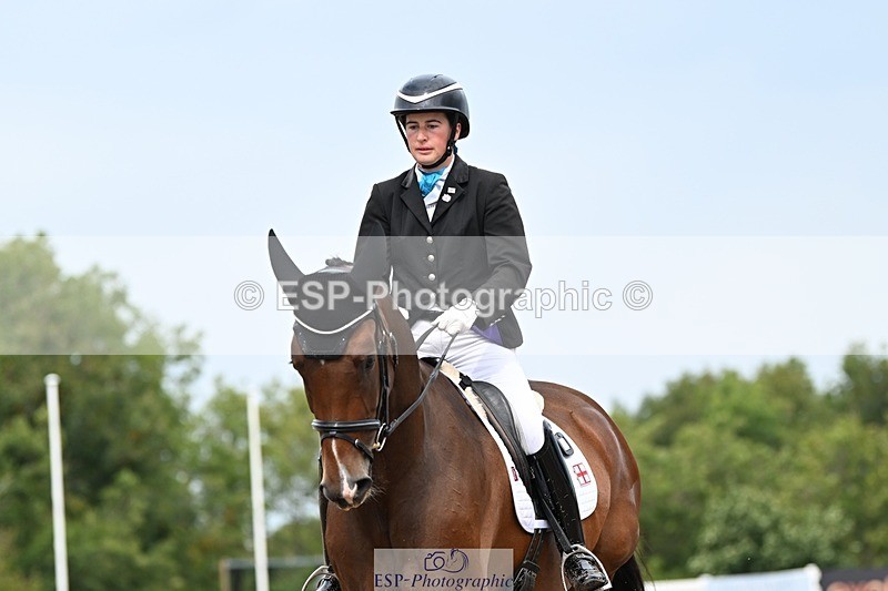 250907-130611-09969 - 031-Rebecca.ParsonageMr.T.STW