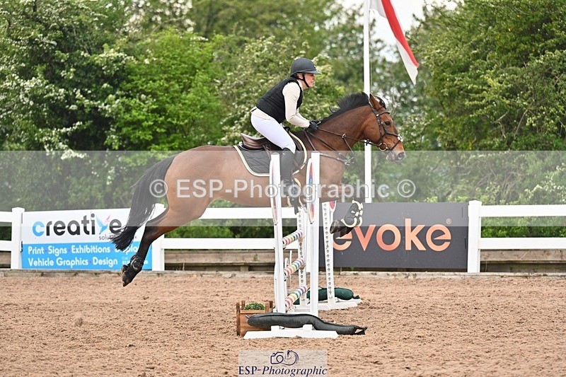 260508-092330-04441 - Cls 17 British Novice and 90cm Open