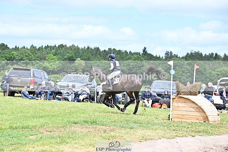 250525A-125737-16145 - D-417-Laura.Collett-DACAPO