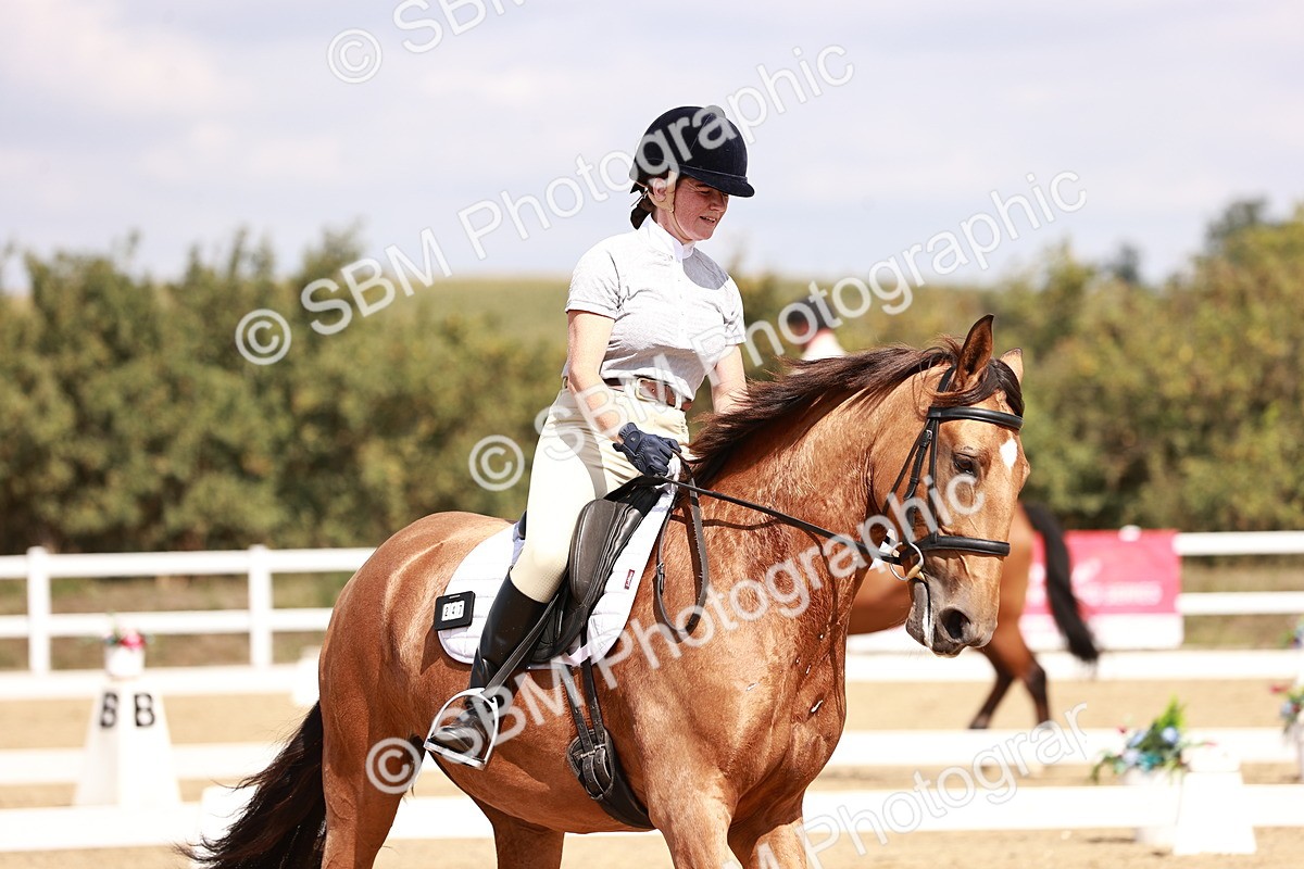 SBM_018565 - Class 17 - Novice 6