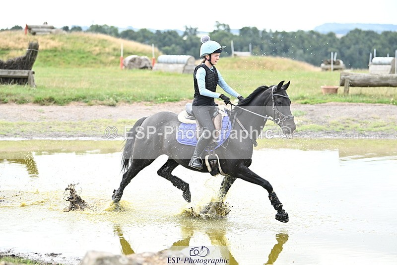 250821B-111114-00190 - Group B - Danielle