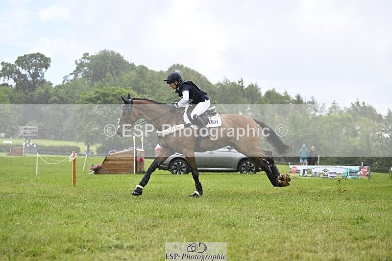 240526-133956-22484 - 520-LONDON_52-Laura_Collett