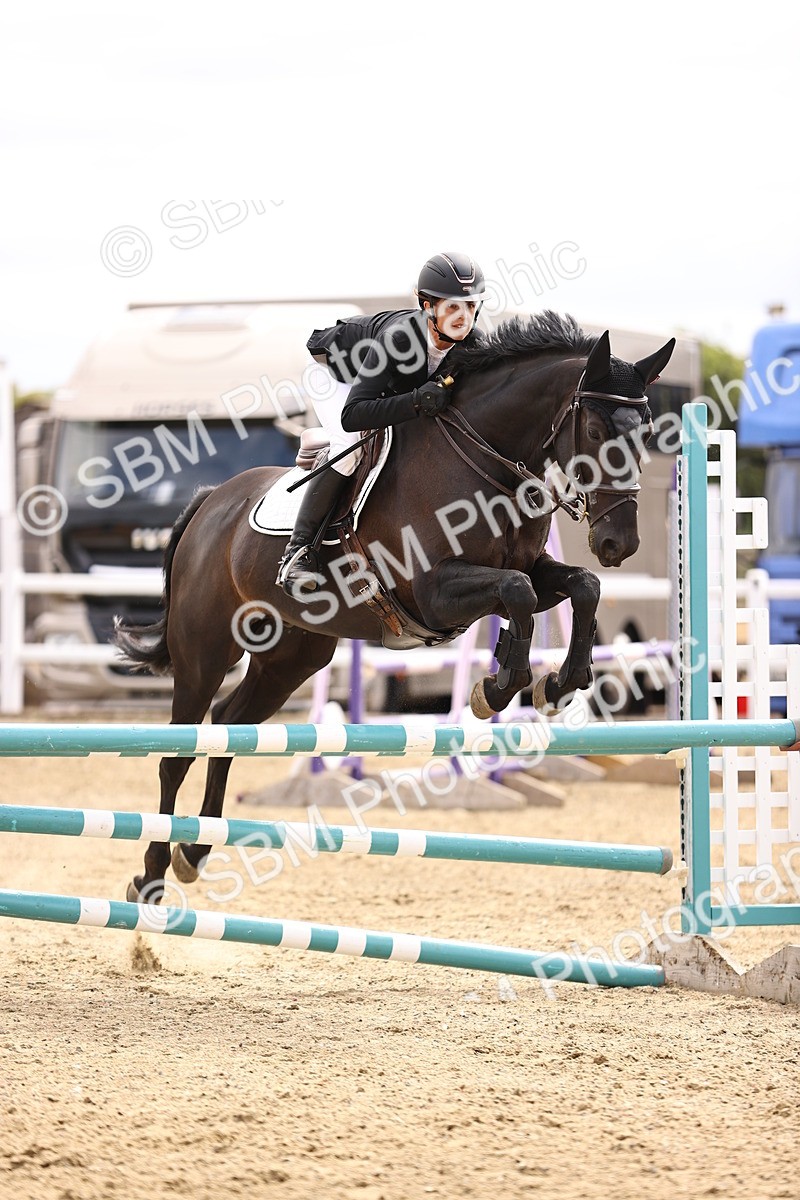 SBM_000332 - Class 3 - Senior British Novice - 90cm