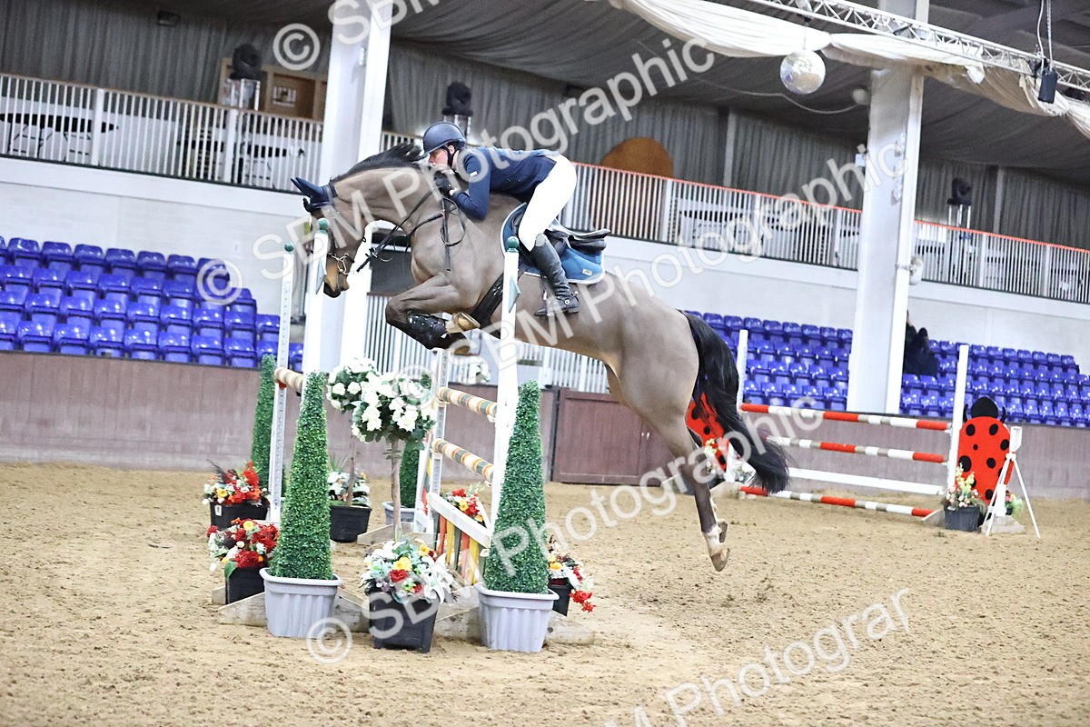 SBM_010141 - Class 25 - Equestrian Senior Foxhunter 1.20m