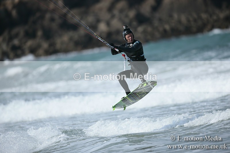 KS 020413-106 - Kite Surfing