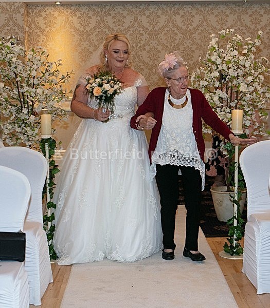127-2 - Tracy and Willie o Tooles Wedding