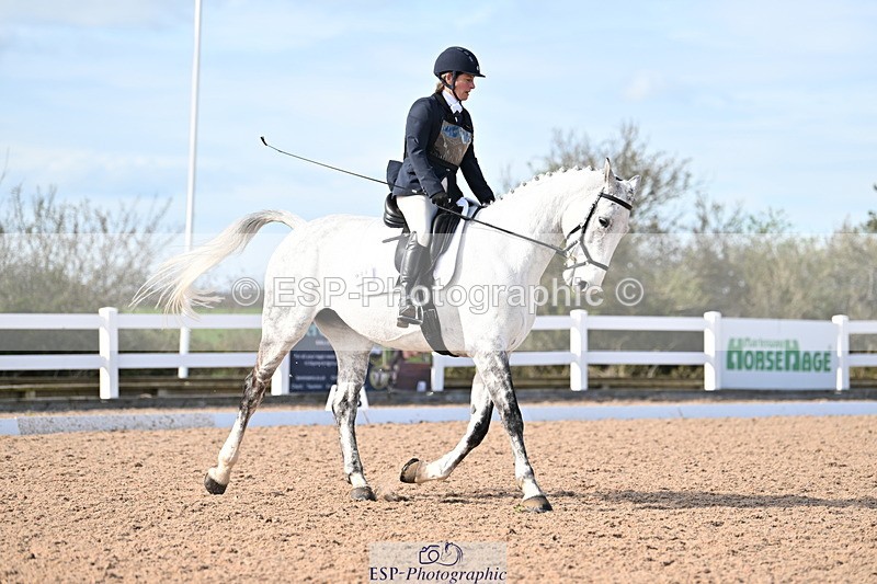 240324A-143225-04056 - Novice 27, 14.30 to 15.25