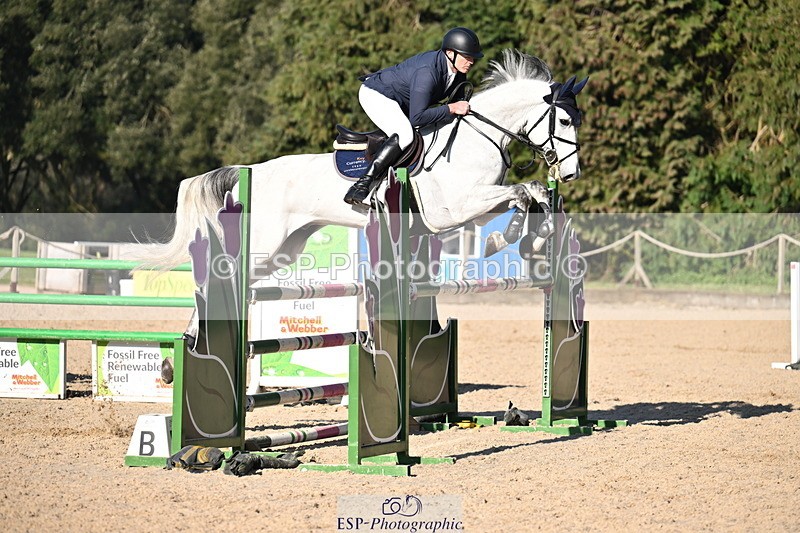 260321A-152908-01129 - 6 Foxhunter 1m 20 Open