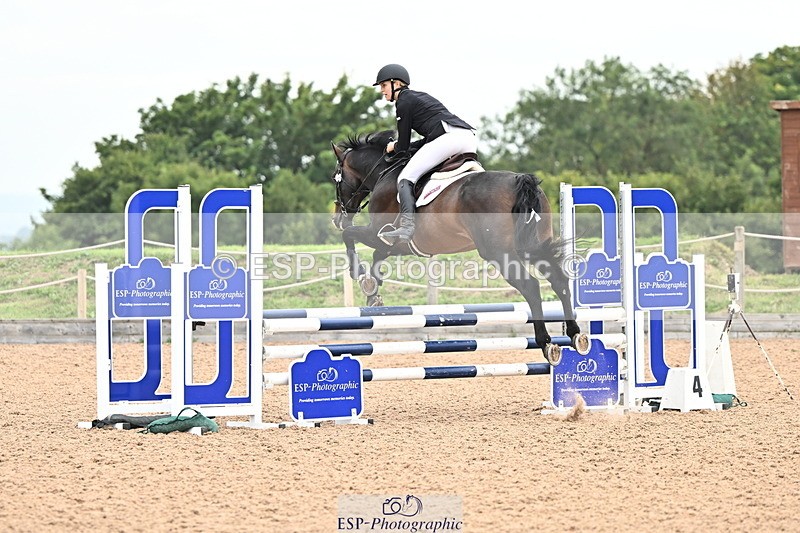 240828A-103240-00119 - Cls 1 Snr British Novice and 90cm Open