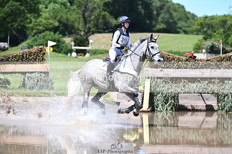 260530A-131312-14969 - C-319-Lizzie.Baugh