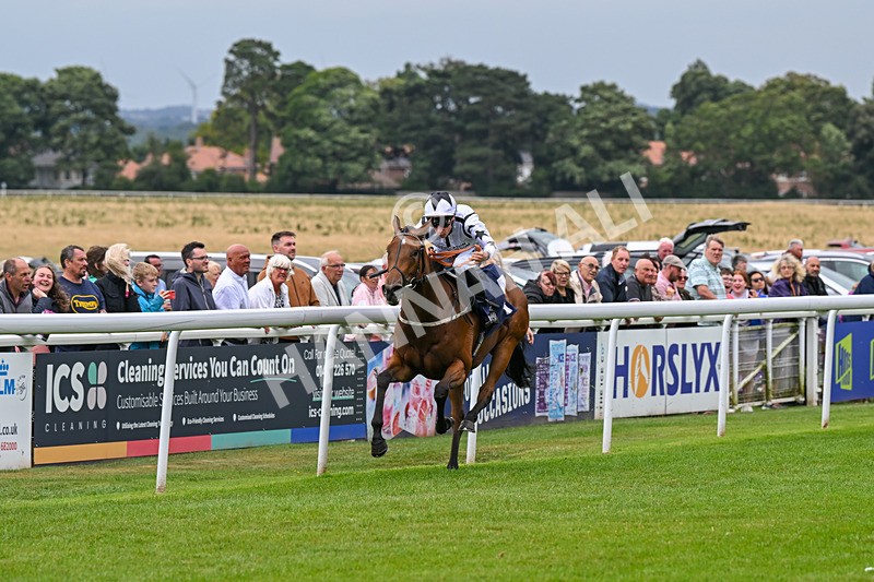 150824-Race 2-Greek Gift-7646 - Race 2