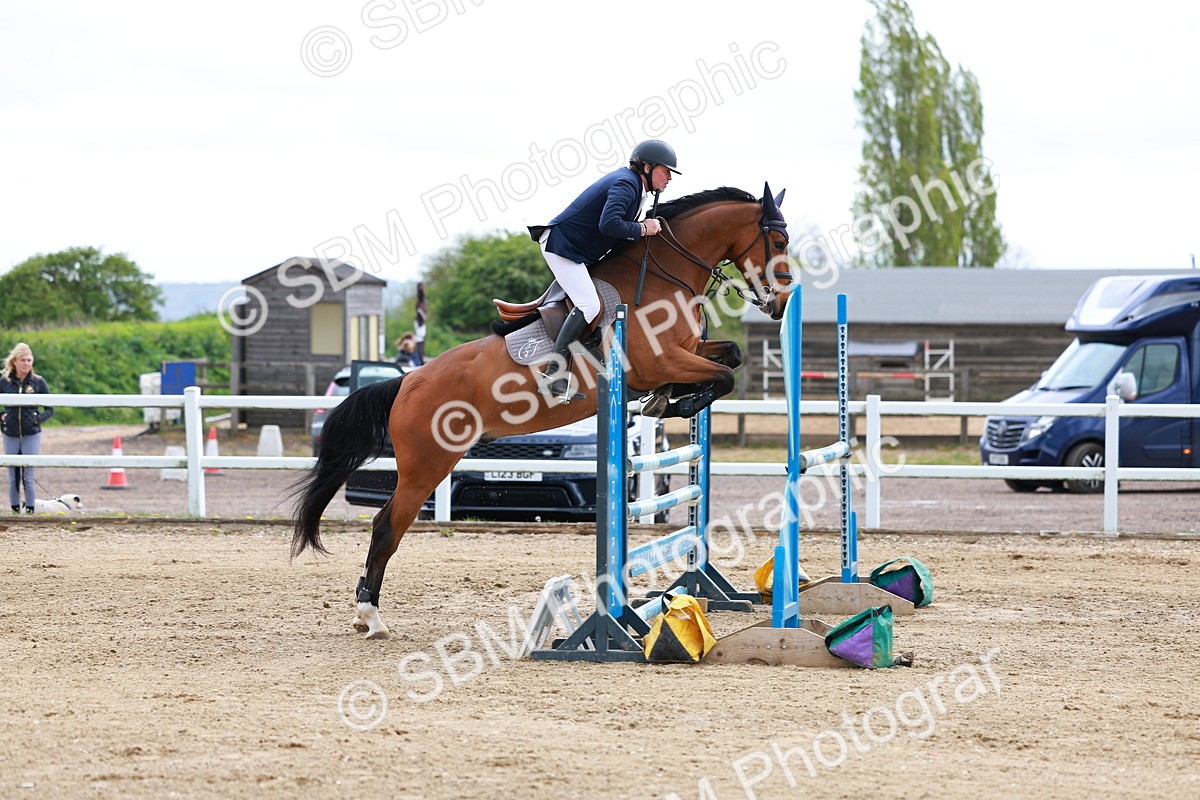 SBM_002355 - Class 10 - Senior Newcomers - 1.10m