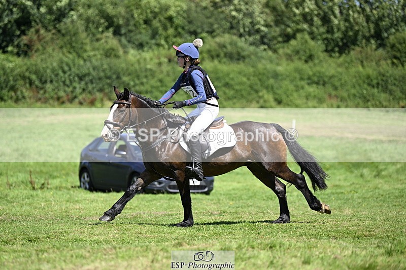 240811A-123659-03132 - 122-