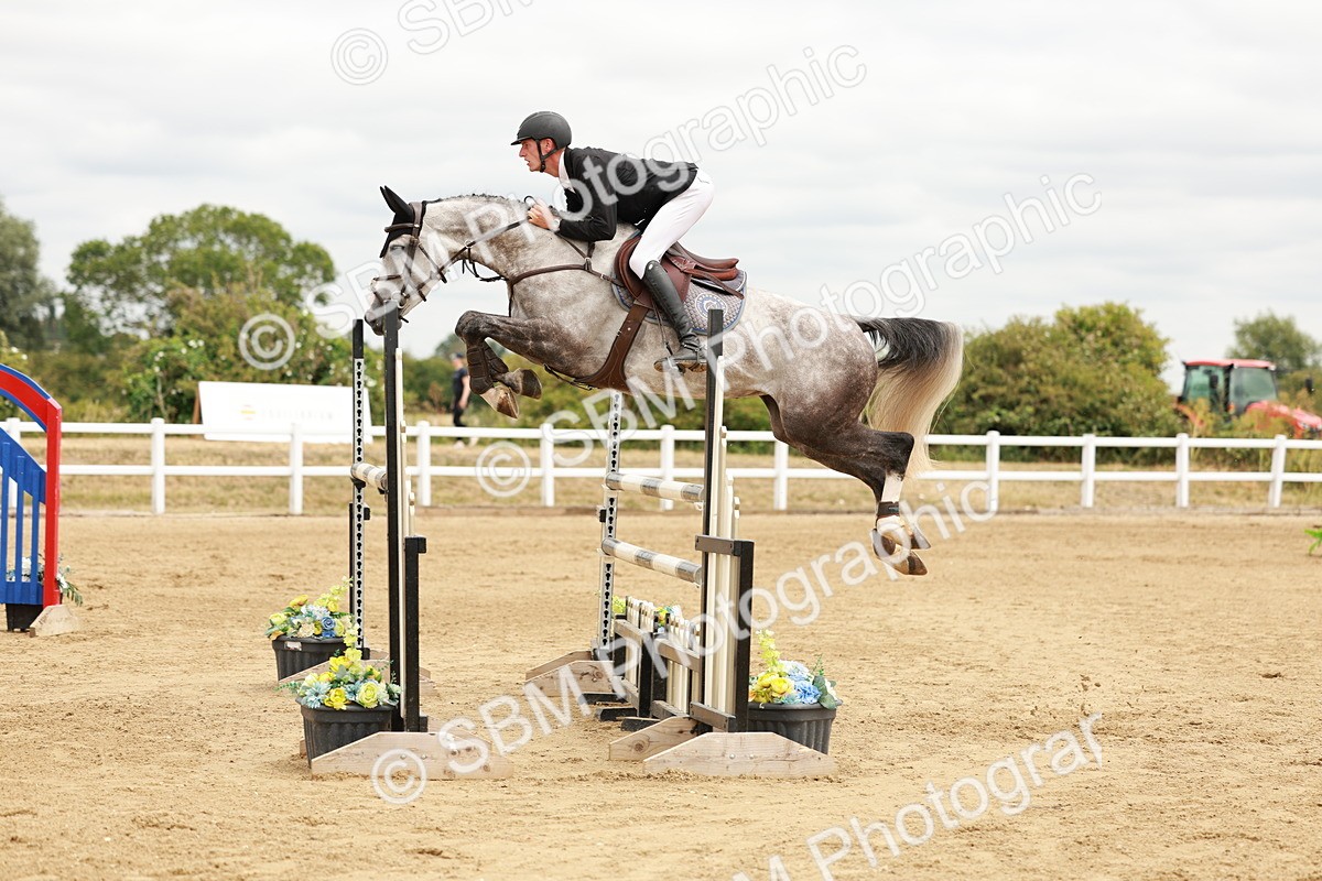 SBM_018126 - Class 21 - Senior Newcomers Championship 2d Rd