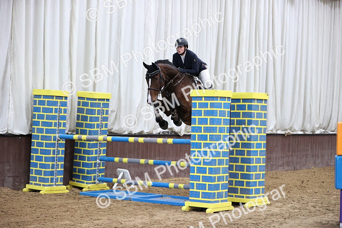 SBM_001780 - Class 4 - Senior Newcomers - 1.10m Open