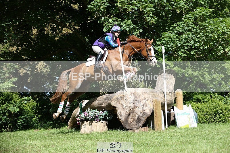 230527-100035-08288 - 208-NICO-Holly_Clarke-XC