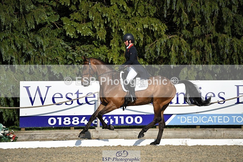 230525-175754-03647 - 132-OGUE_VERDI-Kitty_King-WEDTrotUp+DR