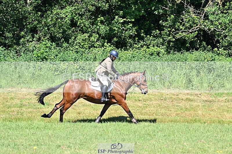 250522B-104332-01643 - 106-THE.CHAMPAGNE.LADY-Charlotte.Rowe