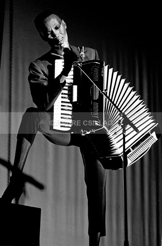 GRACE JONES - J..