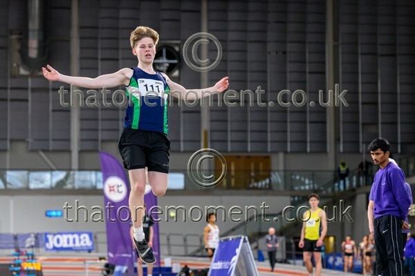 Age26SUN-917976 - Field Male