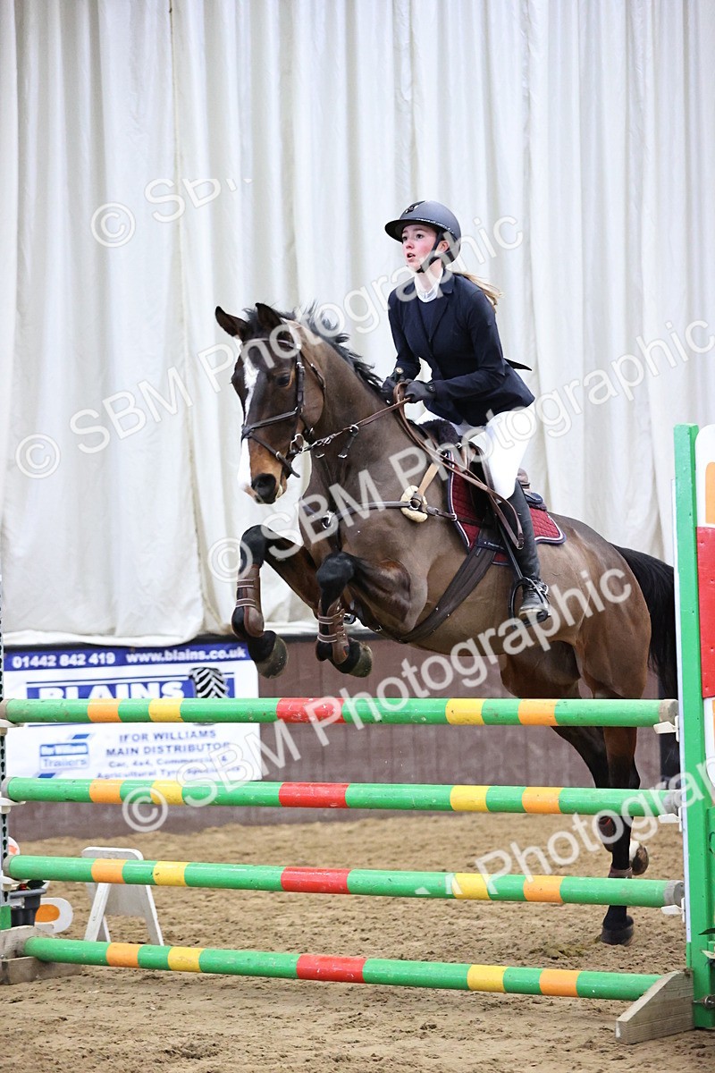 SBM_006315 - Class 16 - Senior Newcomers - 1.10m Open