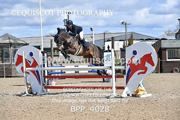 BPP_4028 - CLASS 5 FRI Senior 1.05m Open
