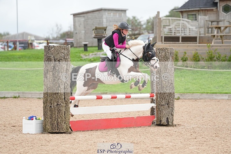 250920-100921-00556 - Cls 5 Pony British Novice and 80cm
