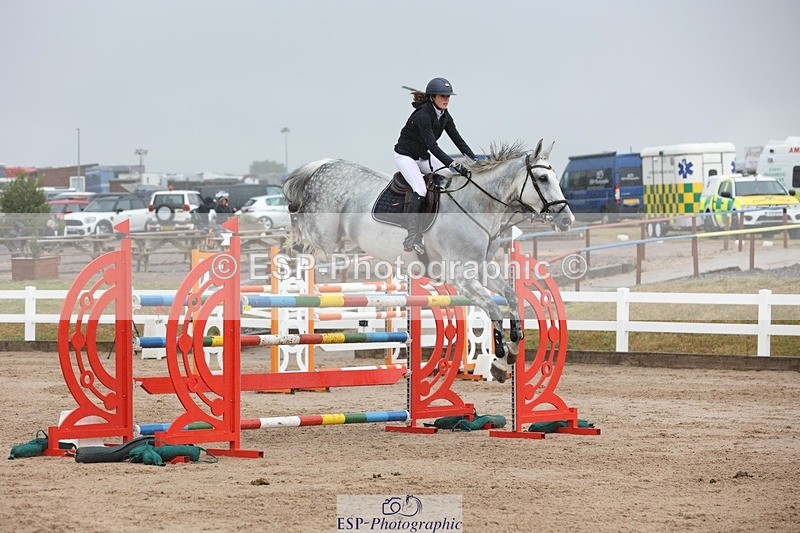 250717-140434-05762 - Cls 1, 3 Star Small Tour Start to Break