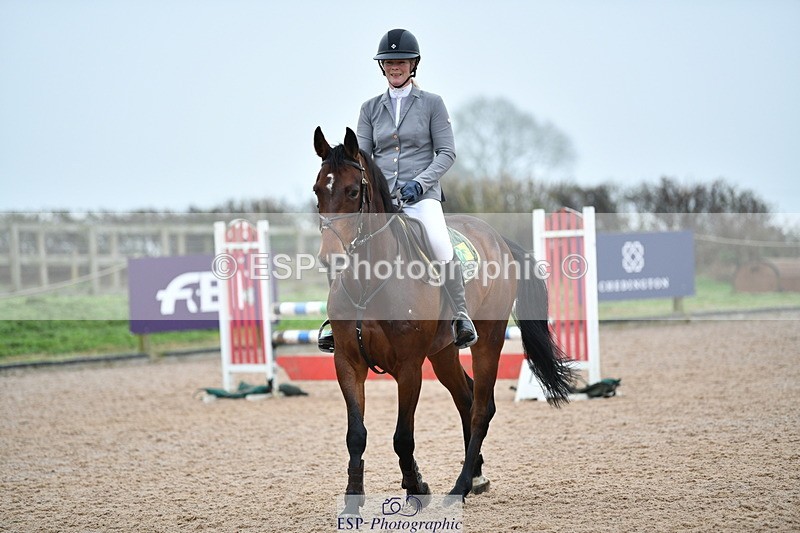 241102A-104246-04089 - SAT Cls 9 British Novice and 90cm Open