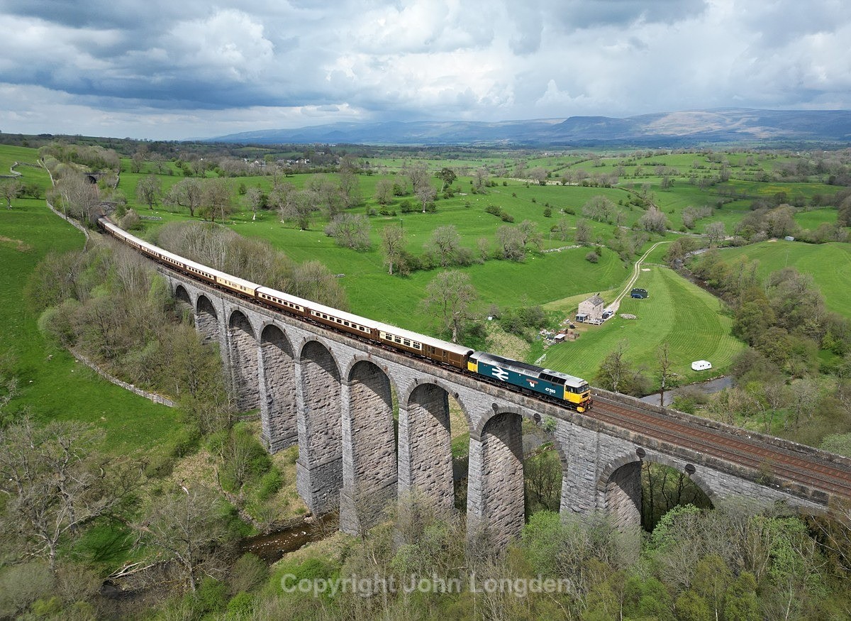 JL - 6.5.23 47593 & 47805 1Z34 Cardiff - Carlisle, Smardale Viaduct - Smardale viaduct