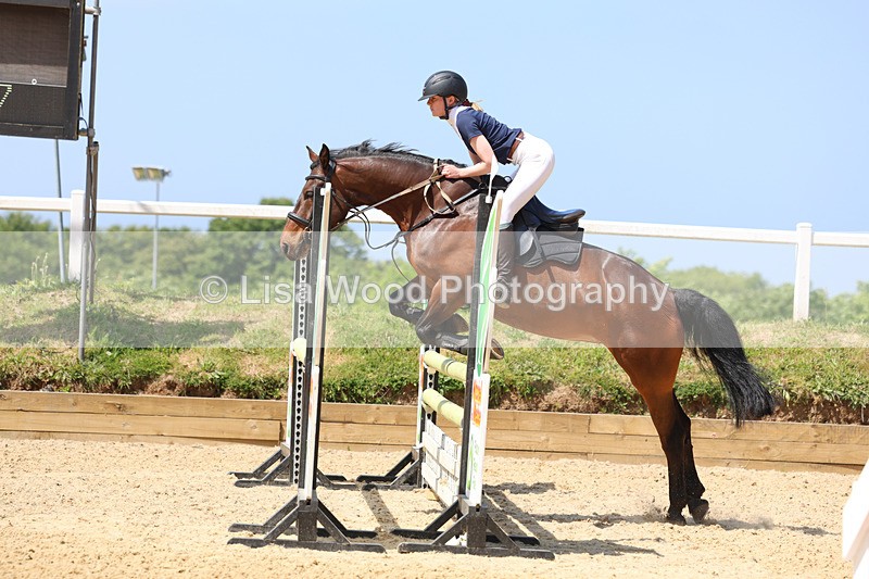 3E7A9968 - Class 9: Senior BN/90cm open