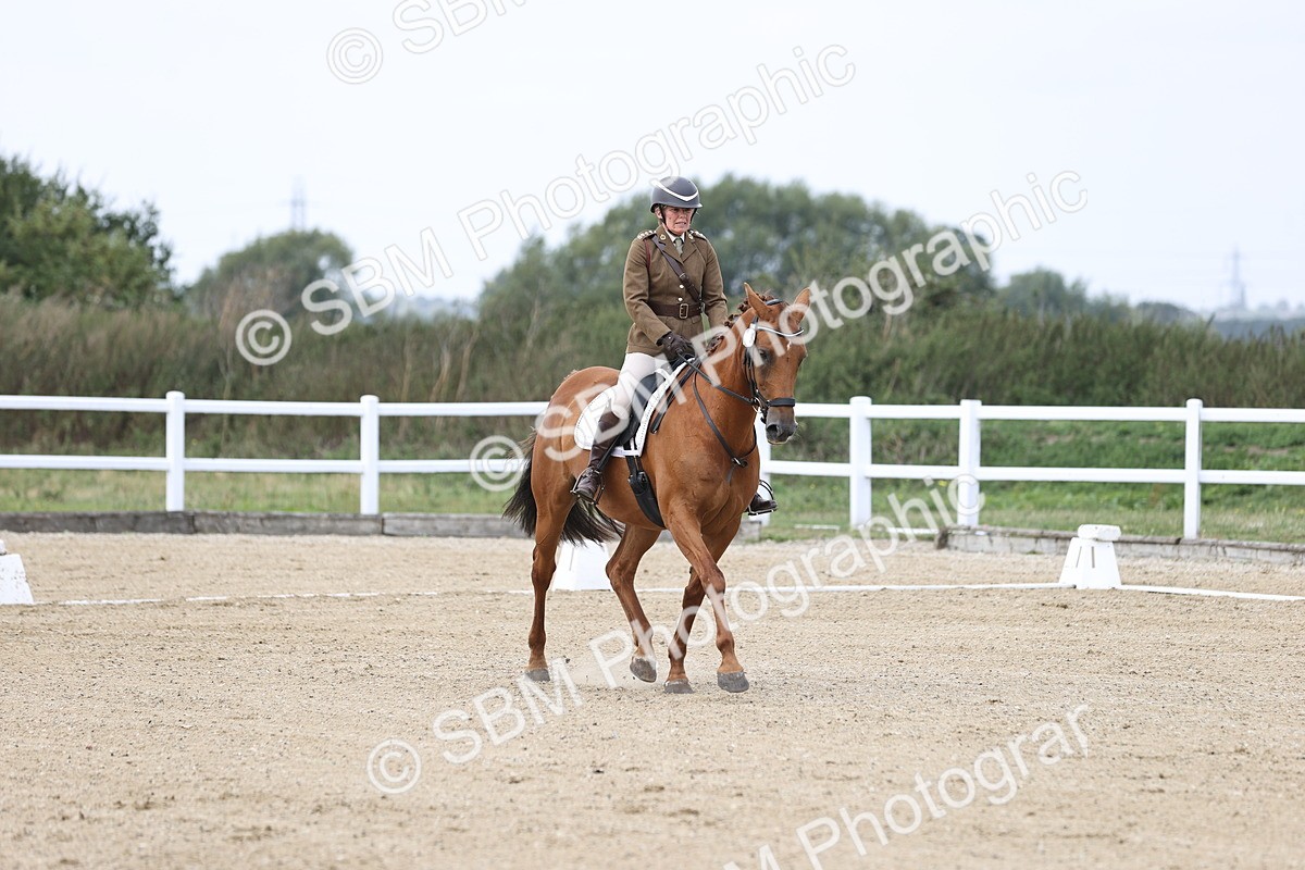 SBM_017419 - Class 14 - Novice 23 - 13.52-14.55