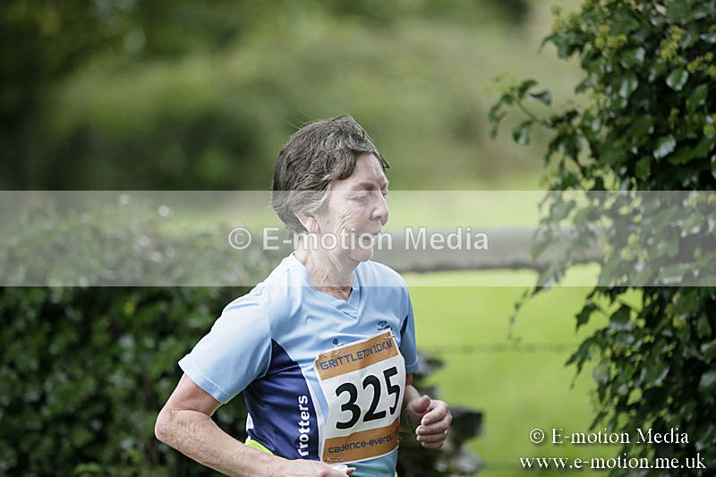 CAD131019-1455 - Cadence Events Grittleton 10km 13/10/19