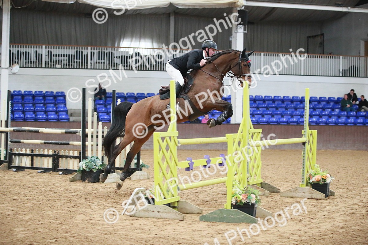 SBM_000953 - Class 4 - Senior Newcomers - 1.10m Open