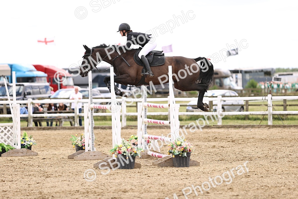 SBM_003699 - Class 22 - Senior Foxhunter 1.20m