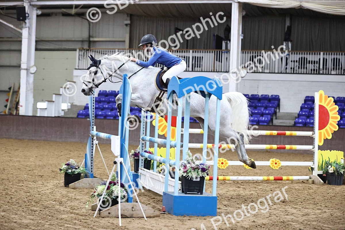 SBM_005695 - Class 17 - Senior Newcomers 1.10m