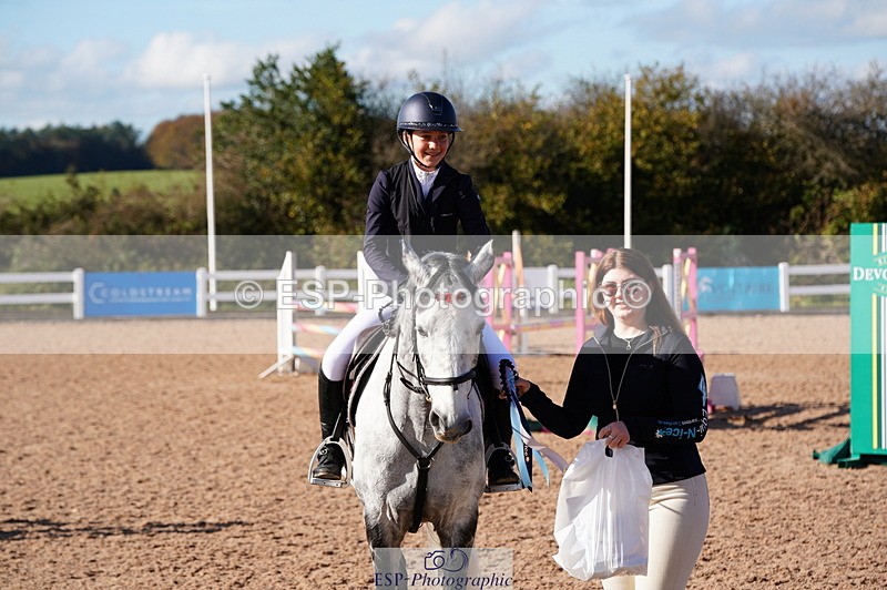 241027A-121316-02680 - SUN Cls 6 Pony Newcomers and 1m Open