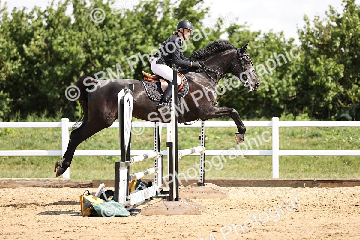 SBM_002343 - Class 9 - Senior British Novice - 90cm