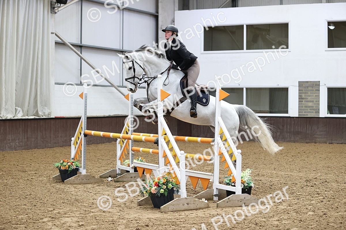 SBM_005958 - Class 16 - Senior Newcomers - 1.10m Open