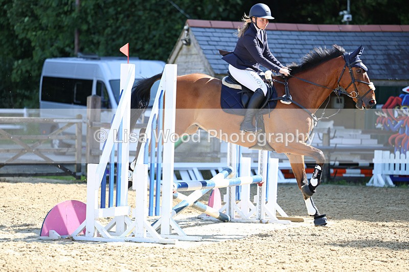 3E7A2530 - Class 2: 70cm Juniors and Seniors