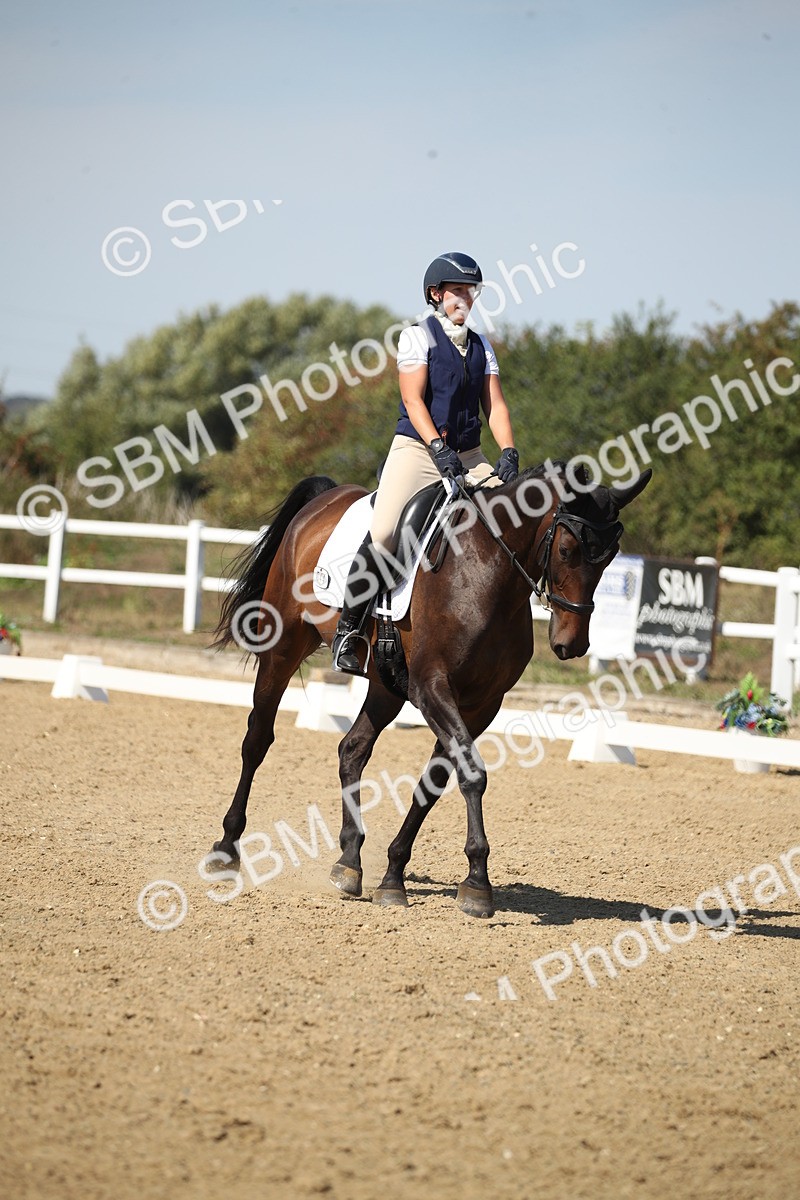 SBM_005716 - Class 11 - Novice 5 - 13.19-14.22