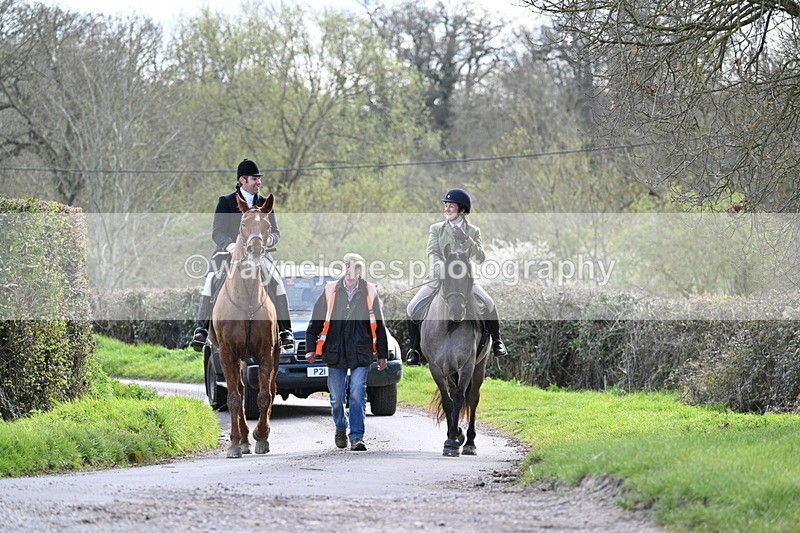 WJ7_9929 - Walk Home