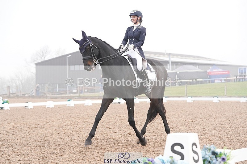 250404-083540-03792 - 069-India.Hamilton-Burnet-Kissingdale