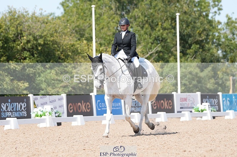 250817-134504-10492 - 179-Kate.WilliamsGhyllwood.April.Moment