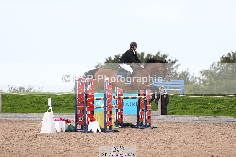 230812A-122841-09002 - Cls 32 Foxhunter