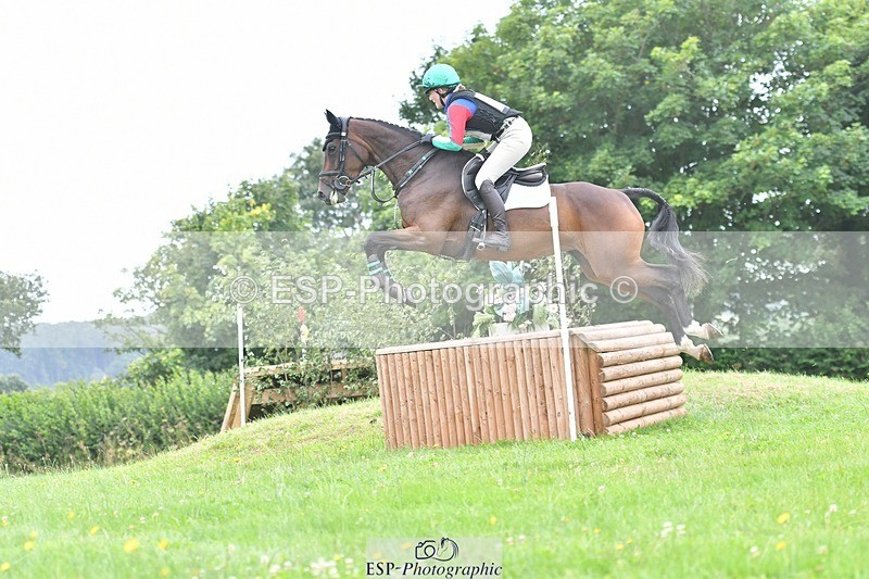 240803-121209-03501 - 019-Maisie_Randle-VILLANELLE