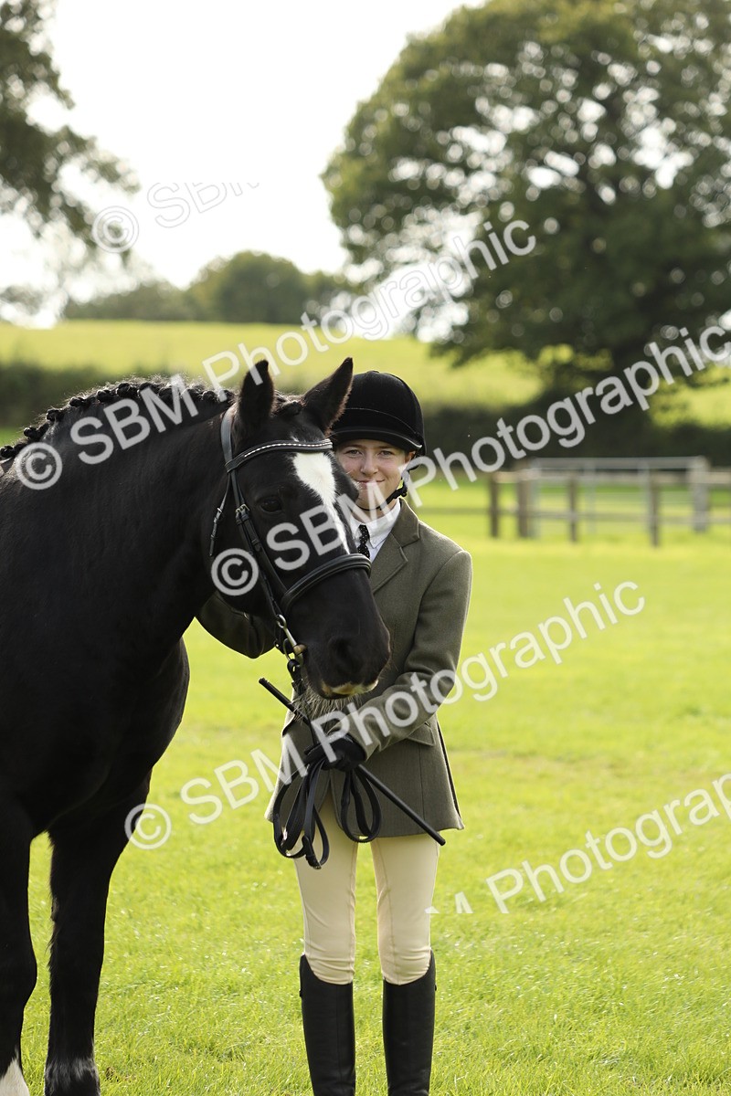 SBM_68721 - S40 - Junior Handler 9-12 Years