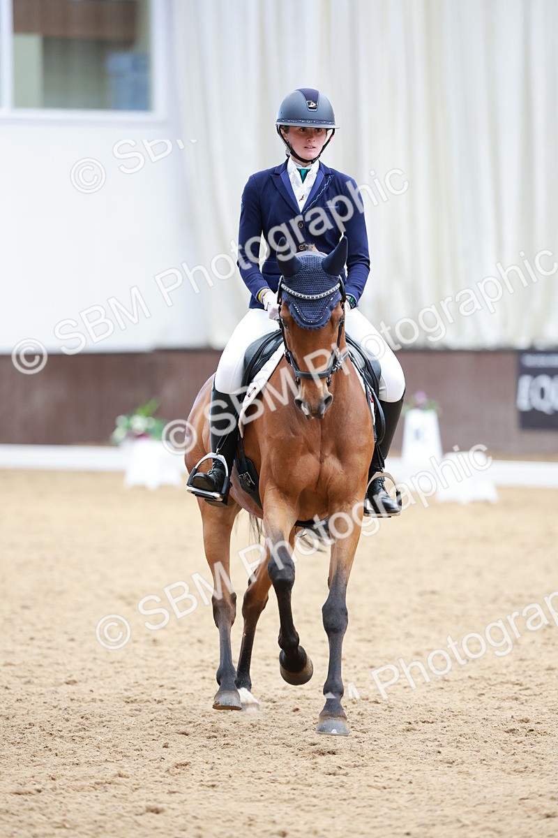 SBM_009122 - Class 6b - Novice 6 - 11.02-12.19